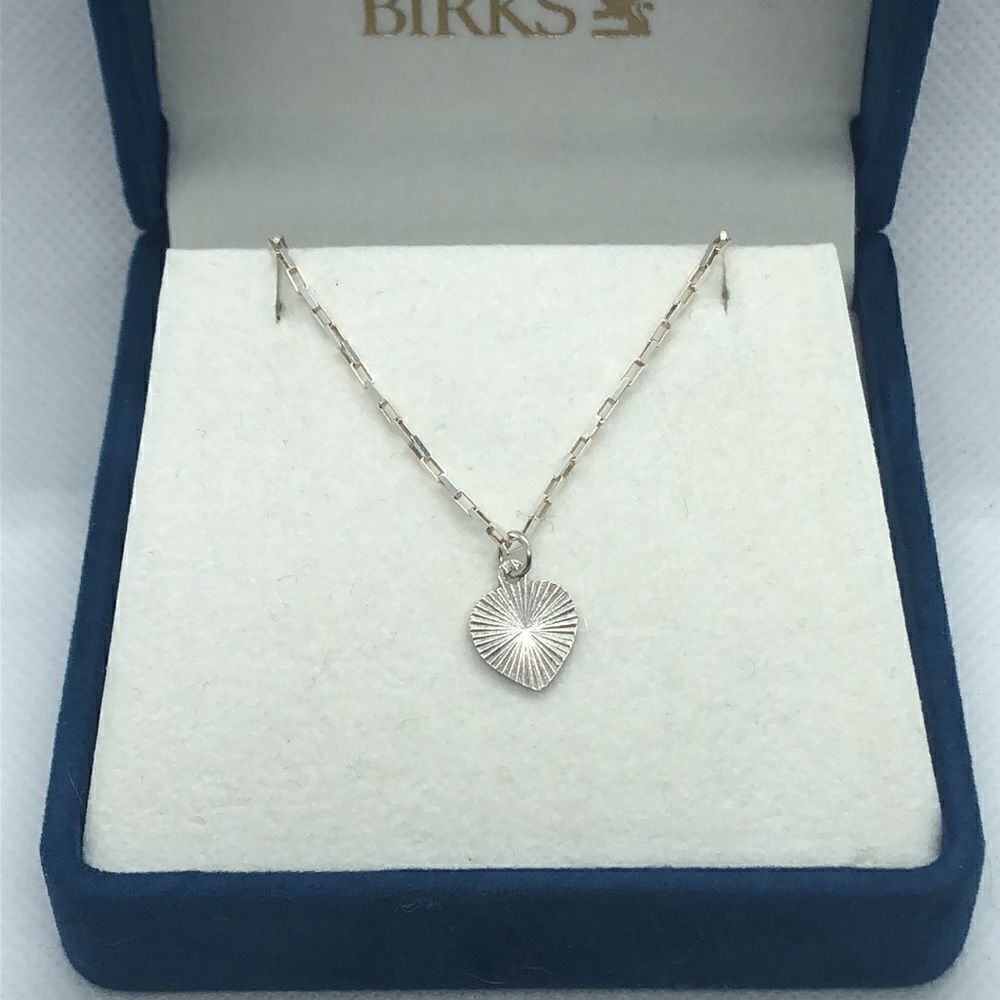 💛 Silver Reversible Heart Necklace - Picture 3 of 5